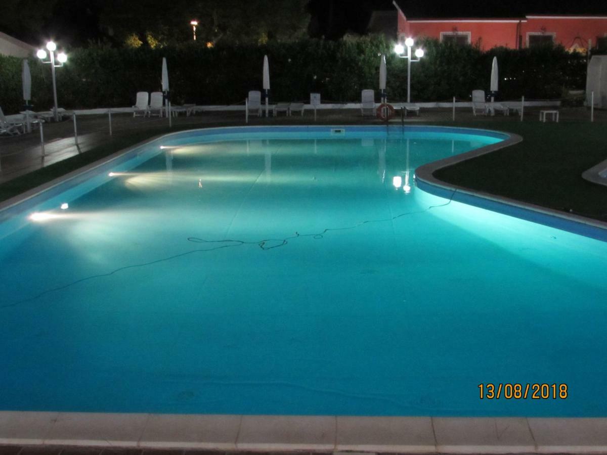 Park Hotel Baia Domizia Exterior photo
